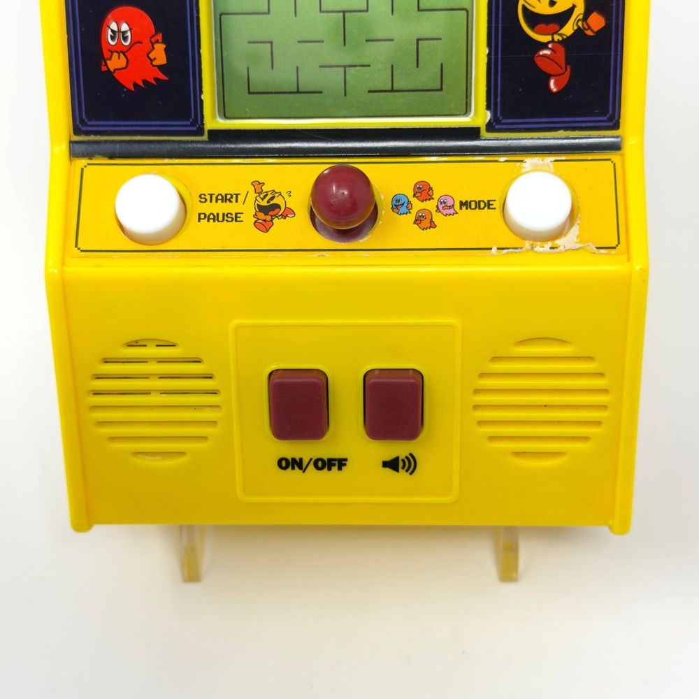 Pac-Man Mini Arcade Game Basic Fun Retro LCD Handheld Tested Working Yellow - Picture 3 of 7